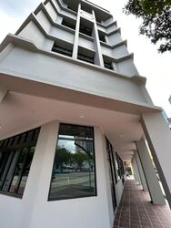 Apg Building (D1), Retail #588639001